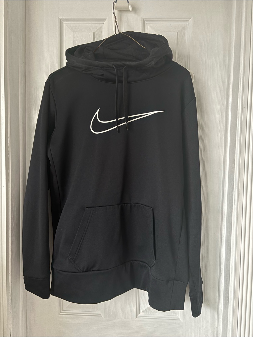 Nike Women’s Black Pullover Hoodie
